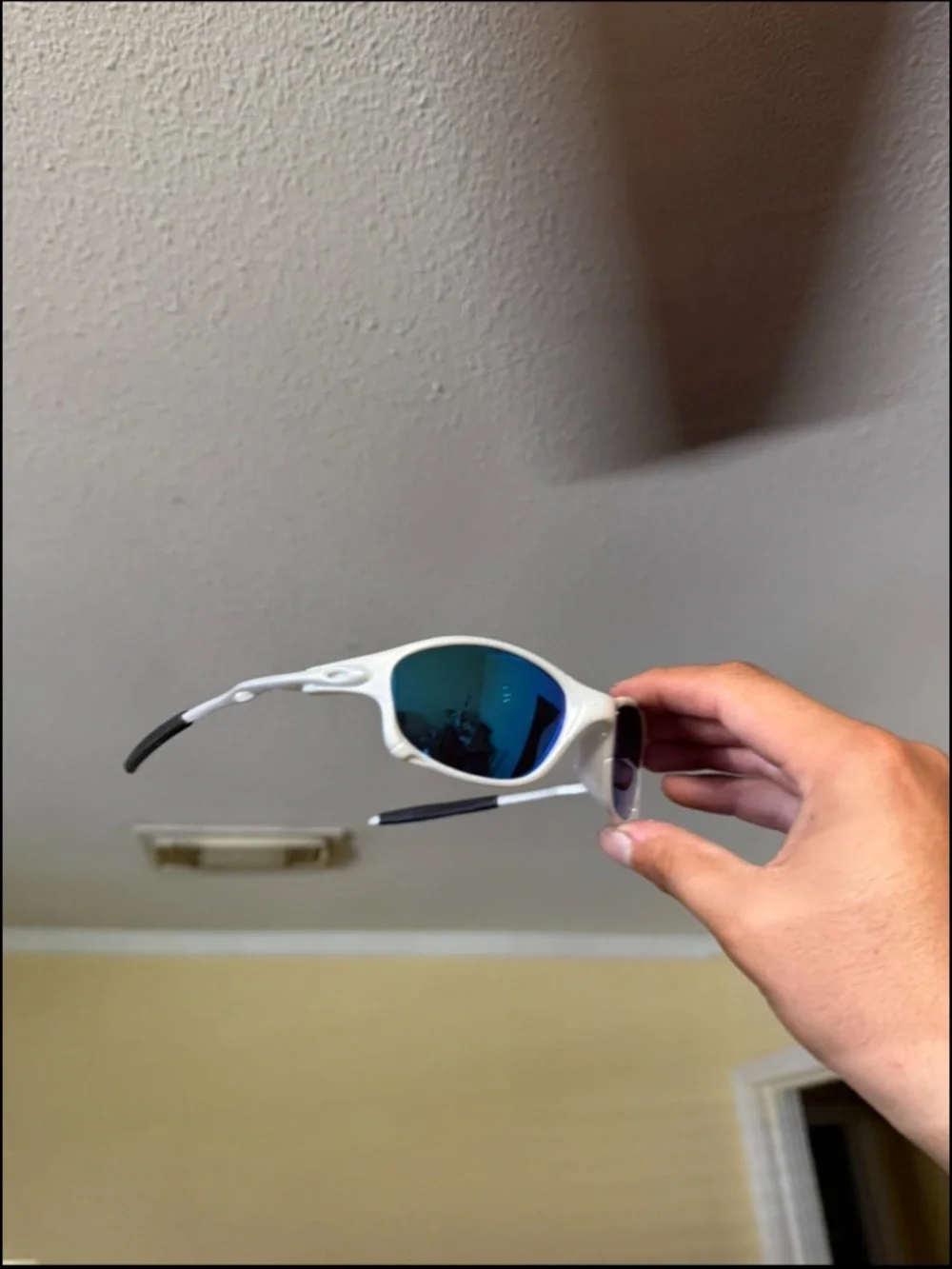 White Sports Sunglasses with Blue Mirrored Lenses o “” sunglasses